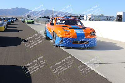 media/Nov-19-2022-Speed Ventures (Sat) [[eb5c8f9508]]/Around the Pits/Pre Grid Race Group/